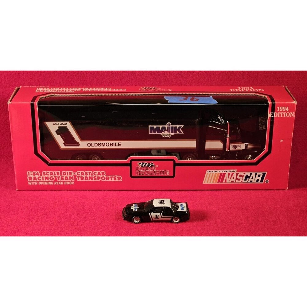 TERRY LABONTE NASCAR #1 TRANSPORTER‎ BUNDLE w/MATCHING STOCKCAR